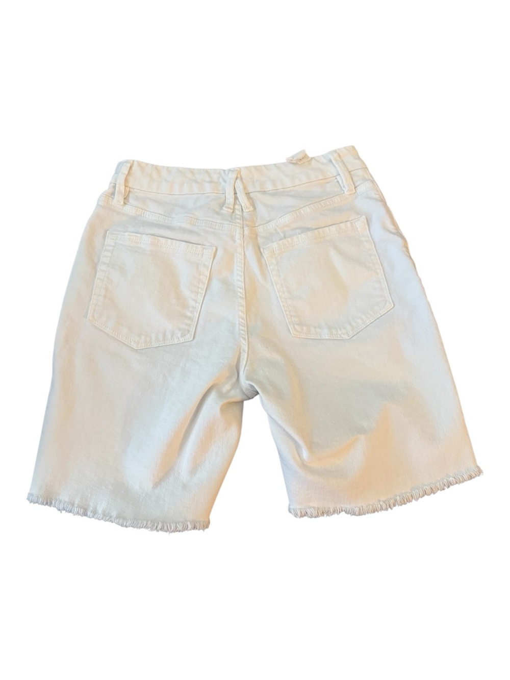 Good American White High-Rise Bermuda Shorts with Raw Hem - Picture 4 of 7